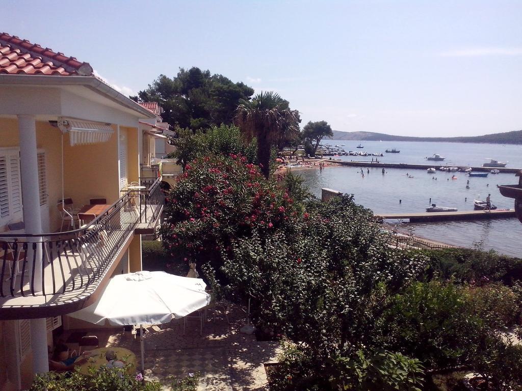 Apartments Antica Rab Town Extérieur photo