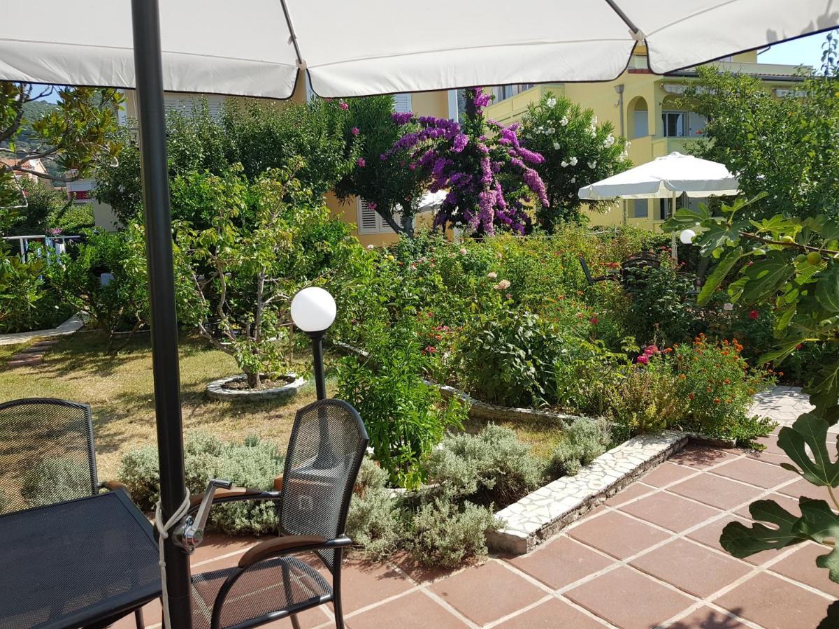 Apartments Antica Rab Town Extérieur photo